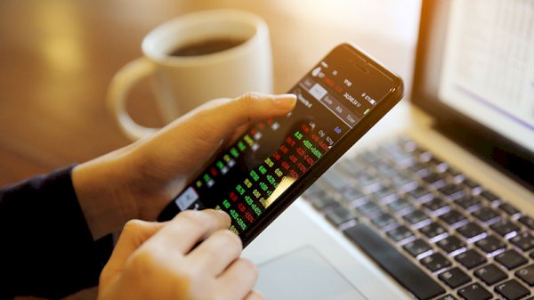 how to trade smsf