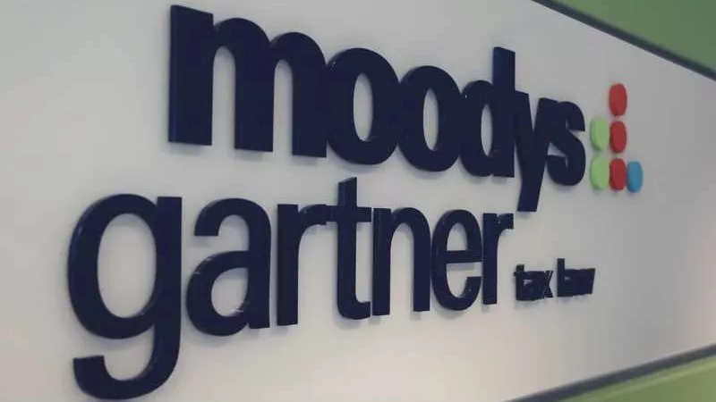 moodys vid cover
