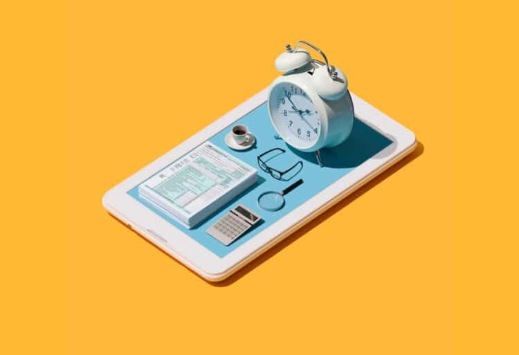 Stylised image of ledger, clock, glasses, calculator, SMSF SAR
